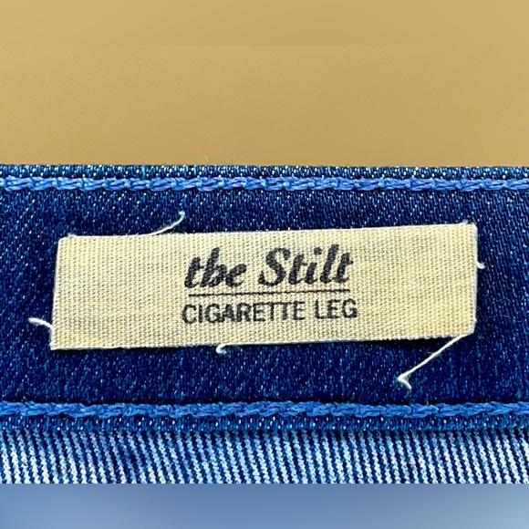 Casual Blue Jeans - Picture 3 of 3